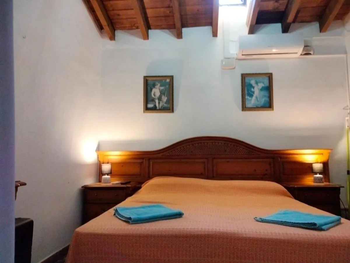 פריחיליאנה B&B The Lost Village El Acebuchal 3*,