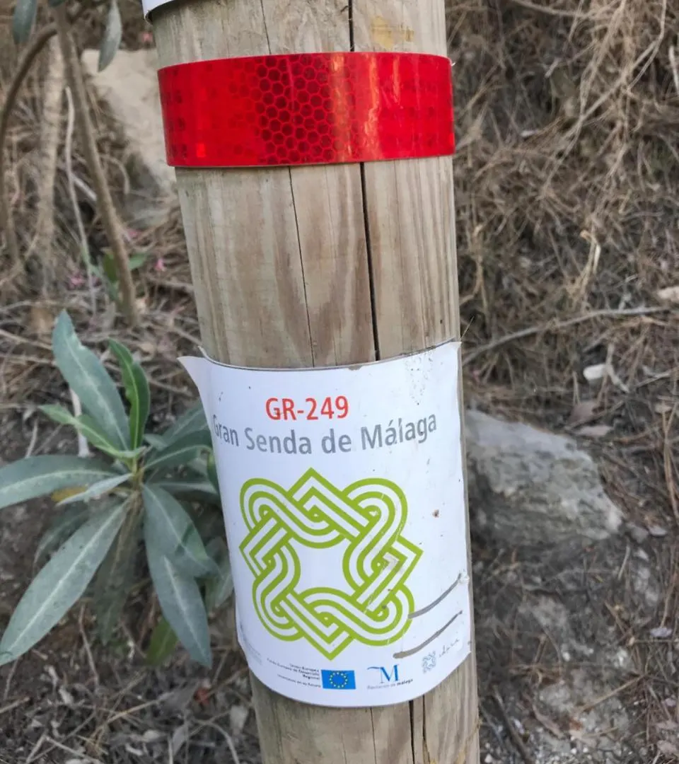 לינה וארוחת בוקר פריחיליאנה B&B The Lost Village El Acebuchal