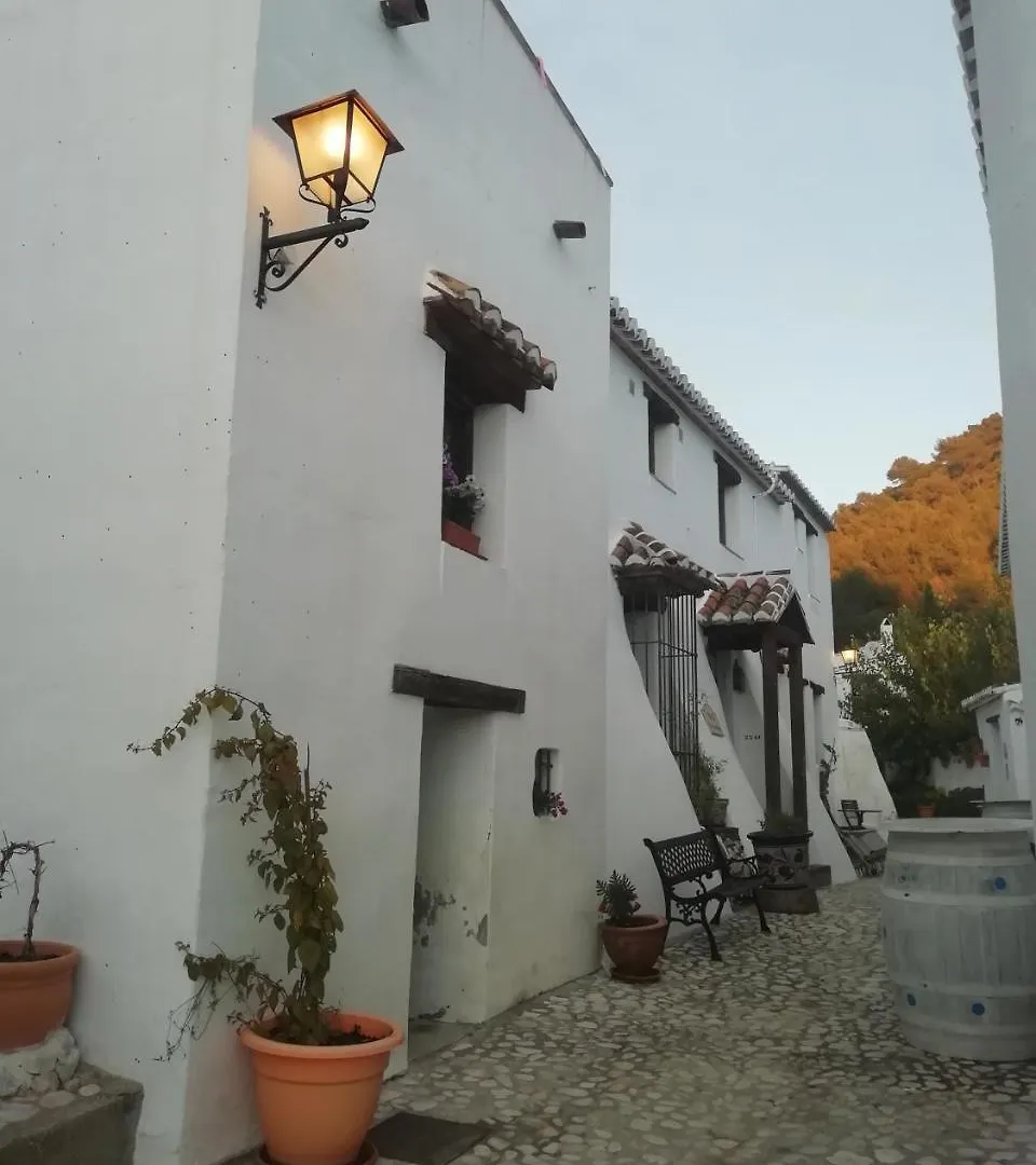 B&B The Lost Village El Acebuchal Frigiliana Bed & Breakfast